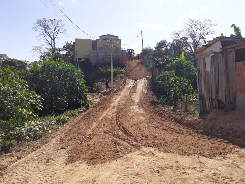 Camacã: Comunidade do Bairro da Portelinha II recebe serviço de Esgotamento Sanitário